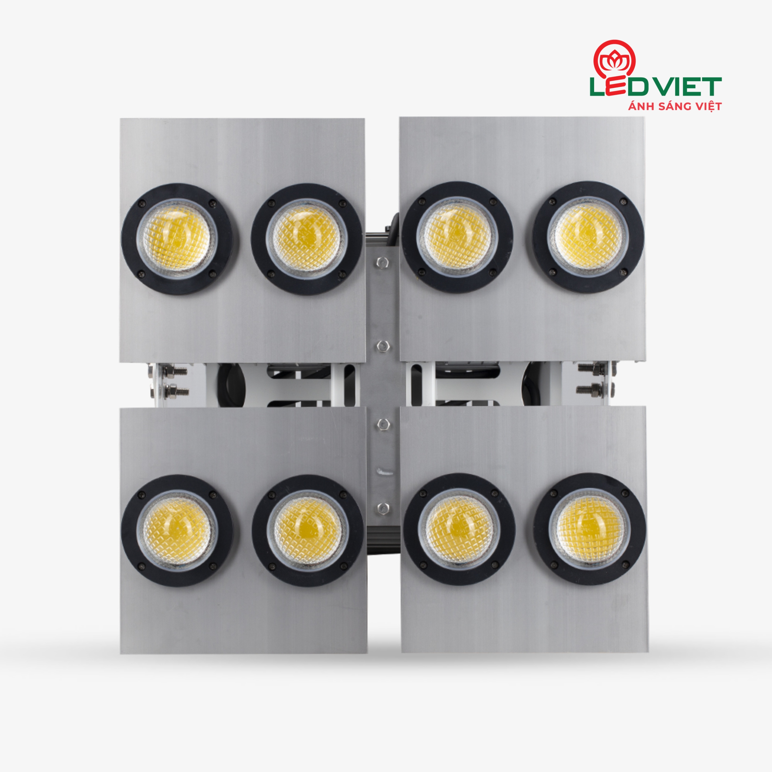 Đèn LED chiếu sáng sân thể thao CSD 05L 1000W